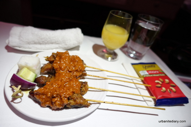 Malaysia Airlines business class - Satay