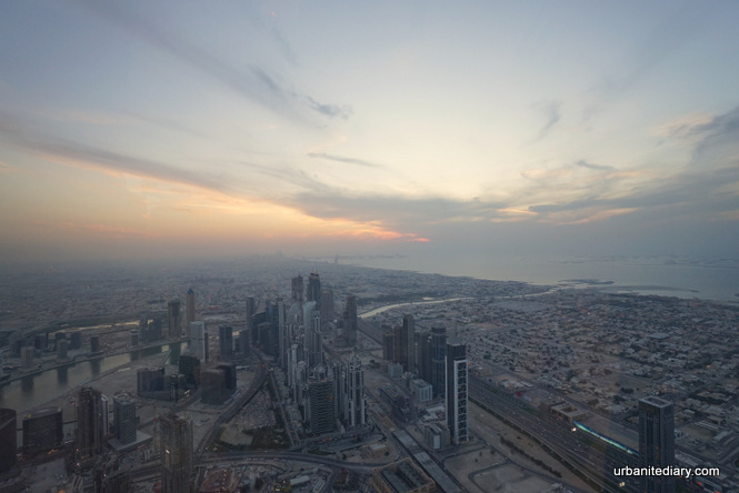Dubai Sightseeing - Sunset At The Top Burj Khalifa