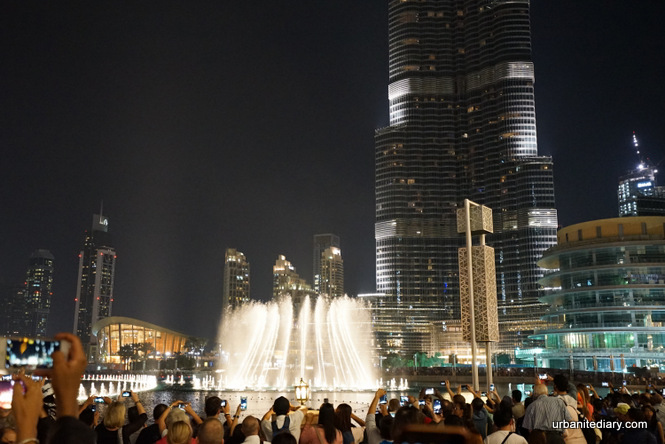 Dubai Sightseeing - Dubai Fountain & Burj Khalifa
