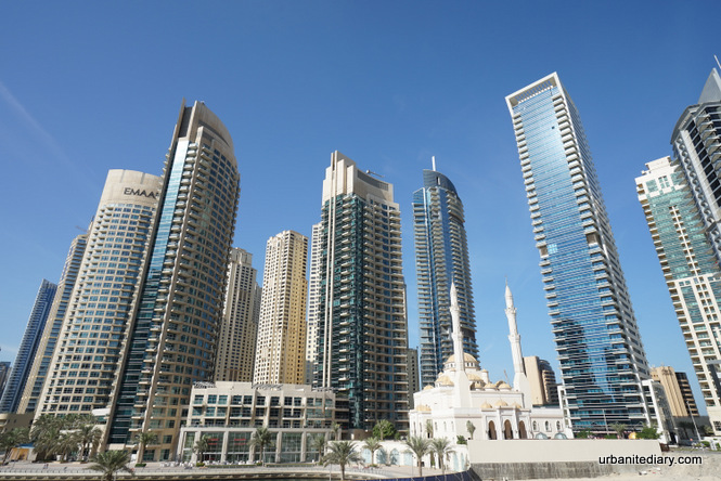 Dubai Sightseeing - Dubai Marina Promenade