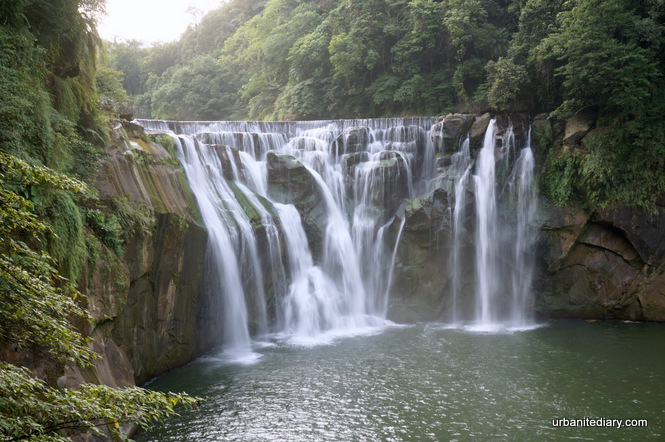 Taipei Day Trip 23 - Shifen (十分) Waterfall