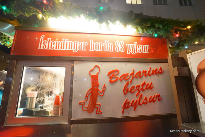 Iceland In December - Winter Itinerary - Baejarins Beztu Pylsur hot dog